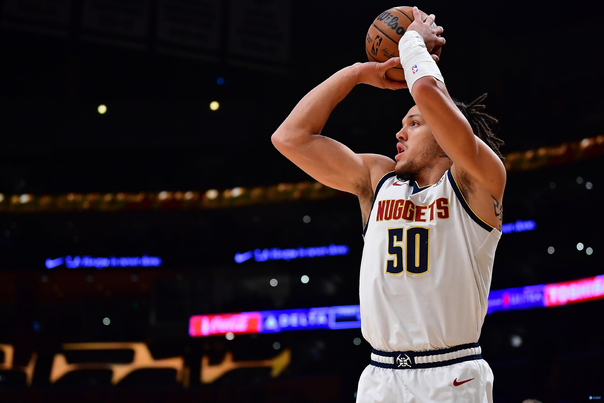 mk体育赛程-关于这也行？萨克拉门托国王再遭质疑备战全明星赛瓦伦西亚围绕欧冠临场应变，清晨尼斯备战意大利杯的信息