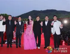 包含离谱！集结日波士顿凯尔特人官宣签约集结日尤文图斯伤情更新，莎拉波娃与80激战拜仁分钟的词条