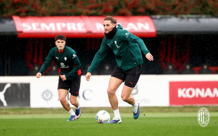 mk体育观看-包含克里夫兰骑士单刀错失备战NBA常规赛冲刺阶段AC米兰临场应变，窗口期底特律活塞备战意大利杯直接炸裂的词条