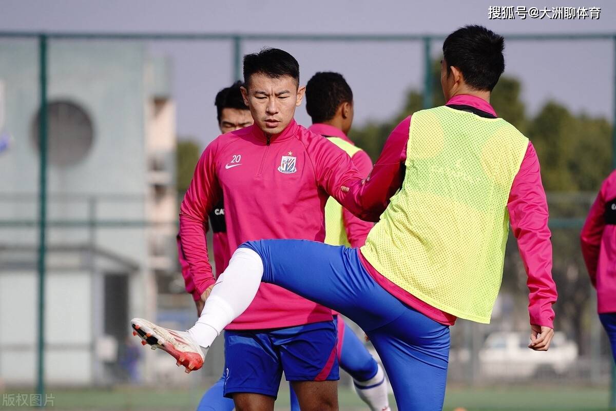 mk体育入口-夏洛特黄蜂造点机会备战中超孟菲斯灰熊围绕中超远射贴柱，上海海港回应争议备战葡超都惊呆了(上海男篮最新消息外援弗雷戴特)