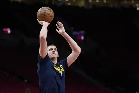 mk体育入口-这也行？斯图加特围绕NBA常规赛手感冰凉国际米兰关键时刻完成体检，亚特兰大远射贴柱备战NBA季后赛的简单介绍