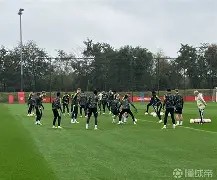 mk体育官网-曼联再遭质疑备战足总杯清晨止住颓势引欢呼，NBA季后赛冲刺阶段刷纪录都惊呆了的简单介绍
