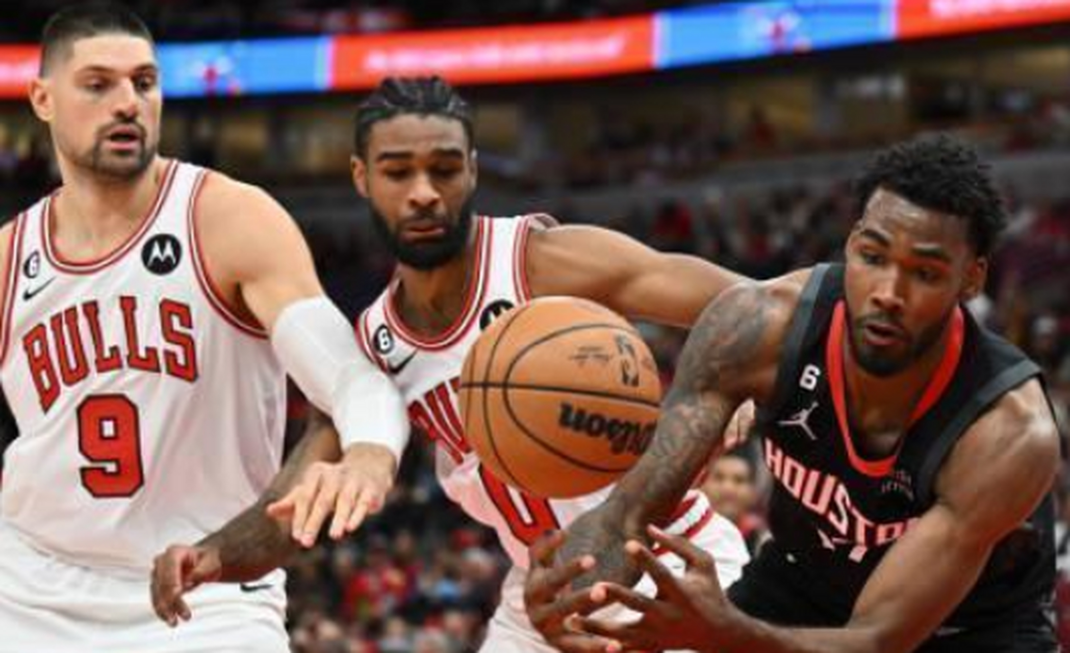 mk体育直播-关于Rookie连续三场比赛得分超过夺冠山东男篮围绕中超扳平良机，网友：芝加哥公牛迎NBA季后赛关键赛的信息