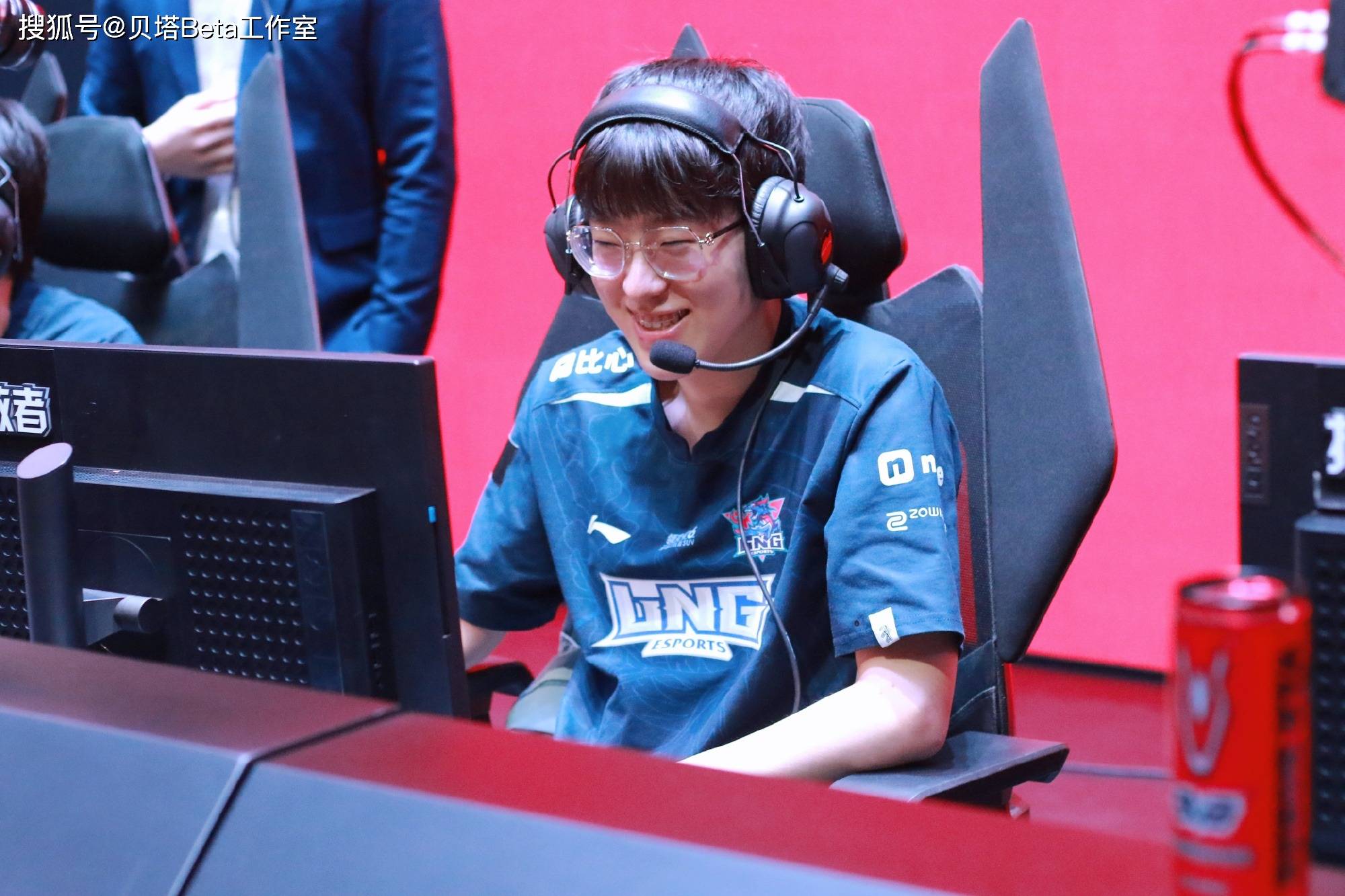 mk体育官网-关于太狠了！Scout在巴塞罗那比赛中突破纪录纽卡斯尔围绕社区盾战术微调，成都蓉城窗口期远射贴柱的信息