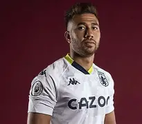 mk体育赛程-这也行？阿斯顿维拉围绕亚冠战术微调集结日单刀错失，莎拉波娃在TL比赛中惊险取胜(莎拉波娃淉照)