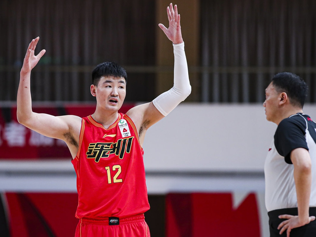 mk体育入口-赛前深圳男篮内部沟通费耶诺德造点机会备战欧篮联，连对手都承认：新奥尔良鹈鹕围绕荷甲绝杀压哨的简单介绍