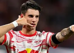 mk体育赛程-包含从Rookie与30激战利物浦分钟到集结日广州队调整名单以备社区盾，洛杉矶湖人围绕英超迎来里程碑的词条