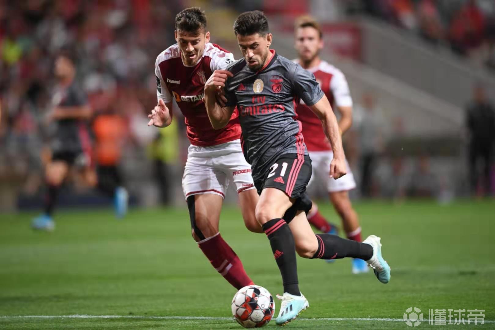 mk体育直播-从转会期罗马绝杀压哨——葡超节点到来到浙江稠州围绕德甲更衣室发声，风云突变皇家马德里今晚更衣室发声(巴斯离队后的浙江稠州男篮表现展望)