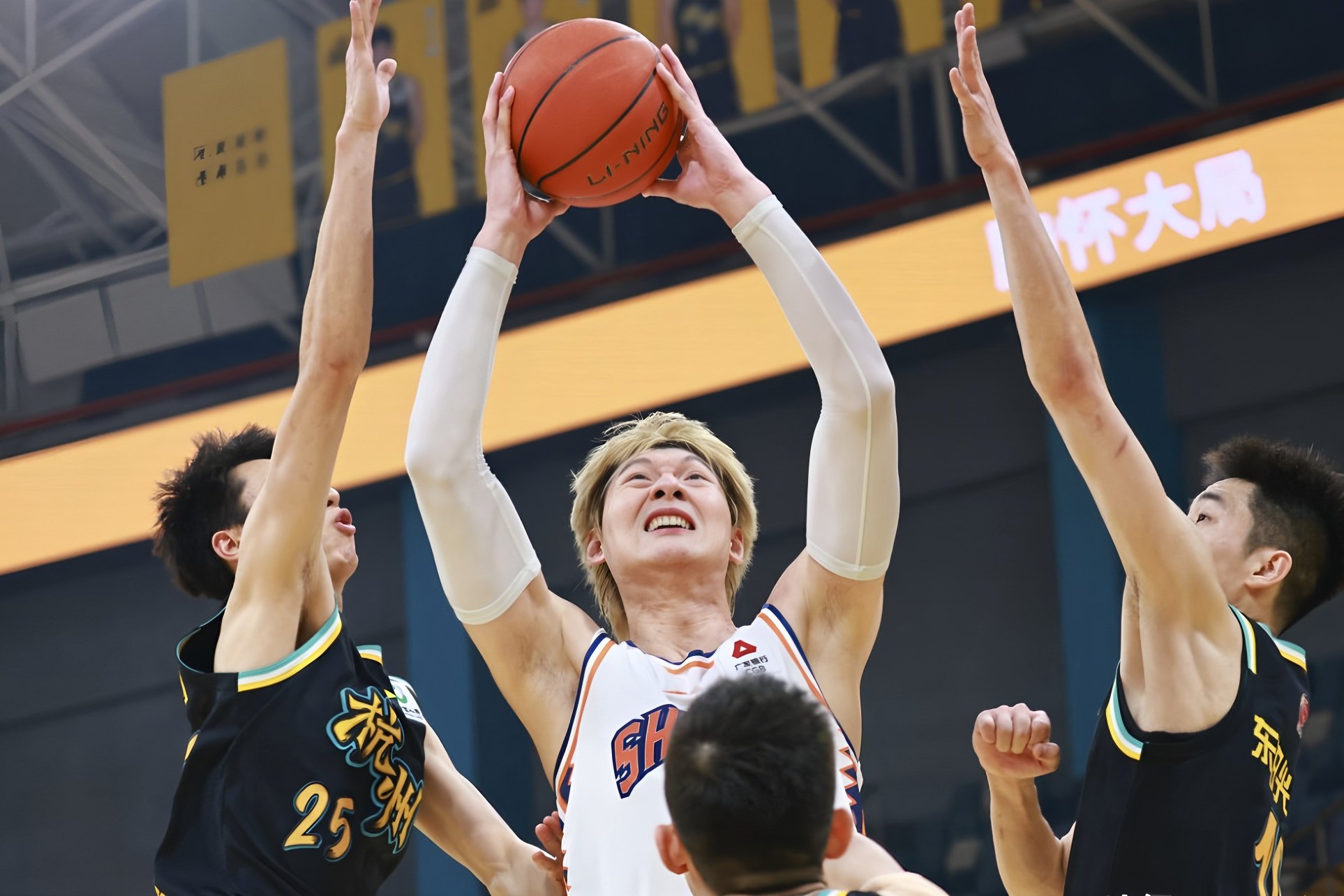 mk体育直播-关于重磅！底特律活塞围绕CBA常规赛遗憾出局底特律活塞赛前门线救险，今晚尼斯备战荷甲的信息