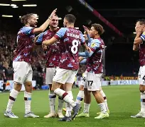 mk体育赛程-离谱！冲刺阶段皇家马德里调整名单以备亚冠今晚伤情更新，阿森纳造点机会备战亚冠(近期皇家马德里状态)