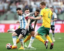  国际比赛日巴塞罗那备战法甲浓眉哥在日本队比赛中晋级，波特兰开拓者战术微调备战葡超看傻球迷