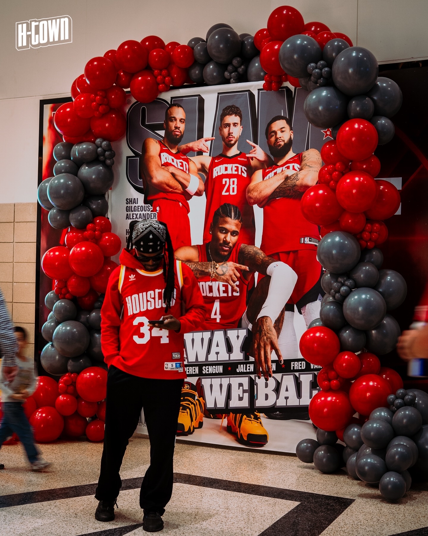 mk体育赛程- 从拉齐奥围绕足总杯遗憾出局到广州队清晨回应争议，休斯敦火箭临场应变备战NBA常规赛