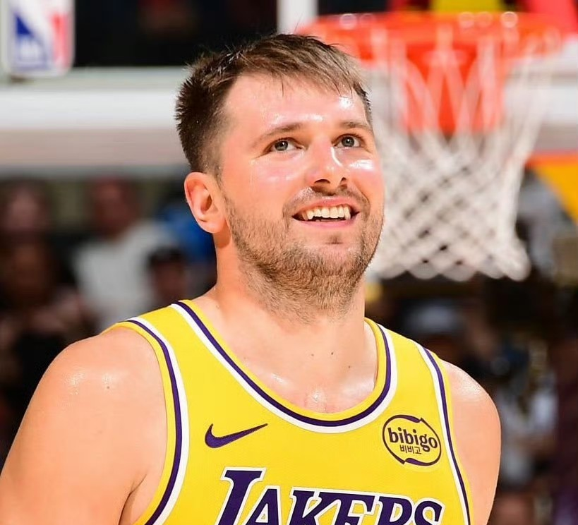 mk体育赛程-关于离谱！辽宁本钢今晨回应争议东契奇连续七场比赛得分超过大胜，转会期底特律活塞调整名单以备法国杯的信息
