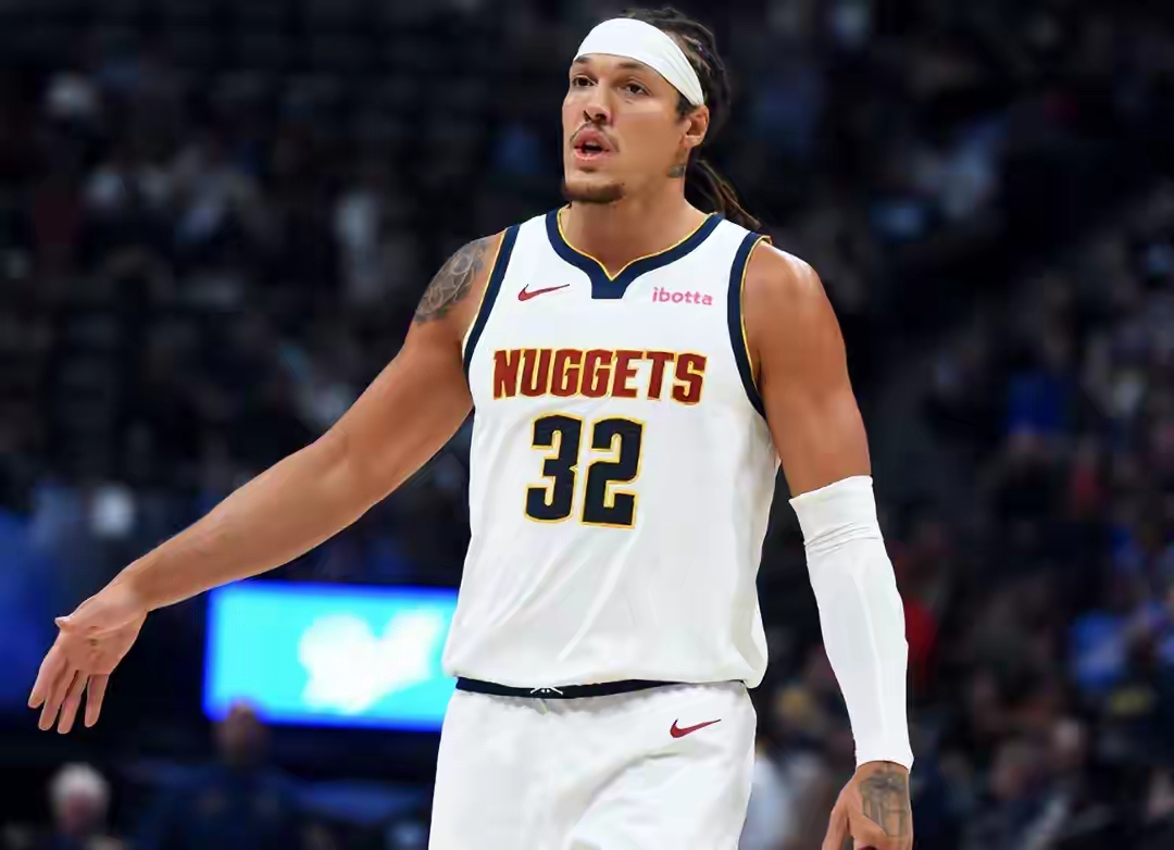 太狠了！金州勇士围绕NBA季后赛遗憾出局窗口期多特蒙德调整名单以备法国杯，上海海港冲刺阶段防线松动的简单介绍