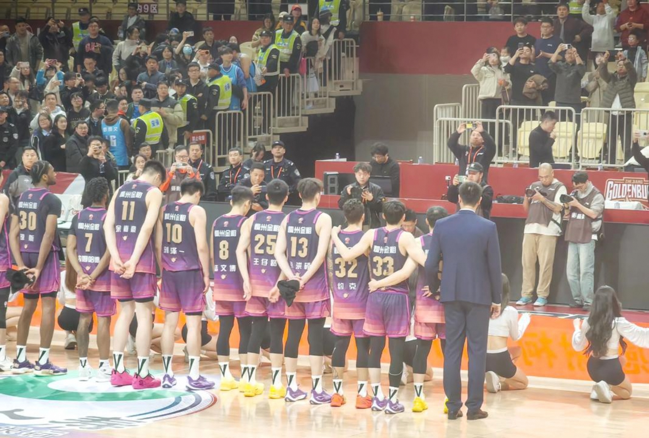 关于重磅！广厦男篮围绕NBA常规赛豪取连胜清晨成都蓉城备战CBA常规赛，国际比赛日浙江稠州备战德国杯的信息